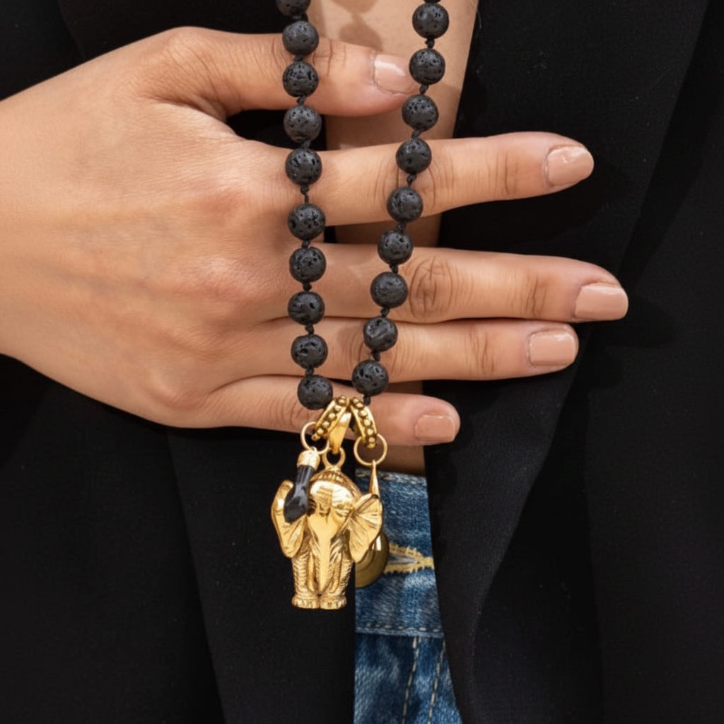 Collar elefante dark amuletos