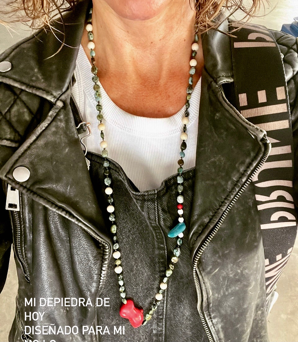collar magda