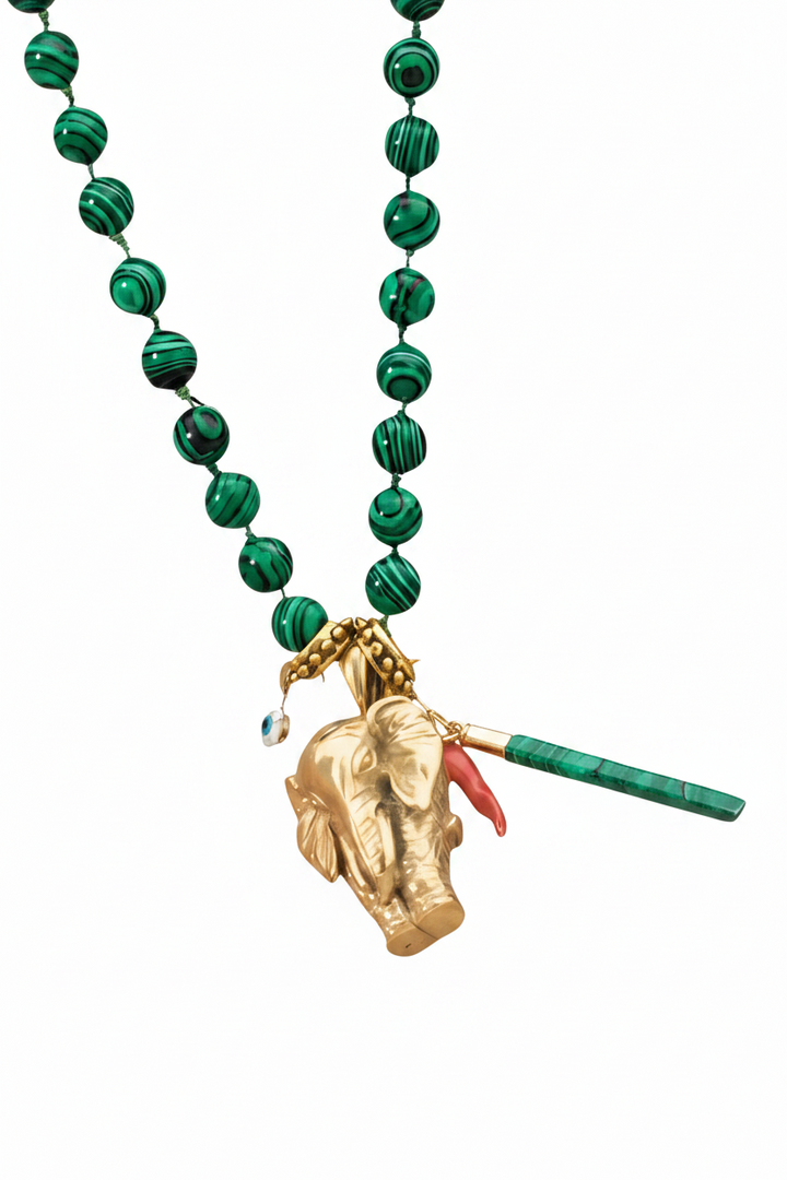 Collar elefante verde amuletos