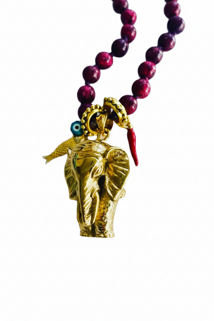 Collar  elefante rojo amuletos