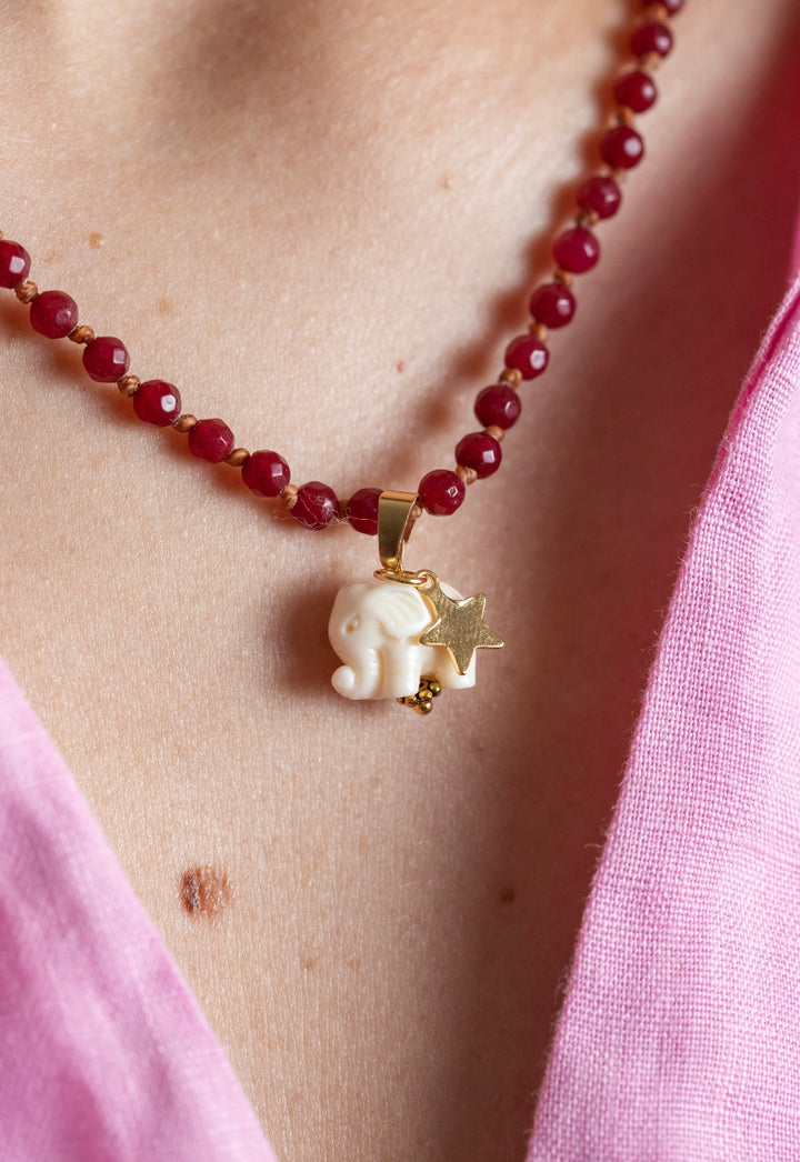 Collar protección rojo elefante blanco