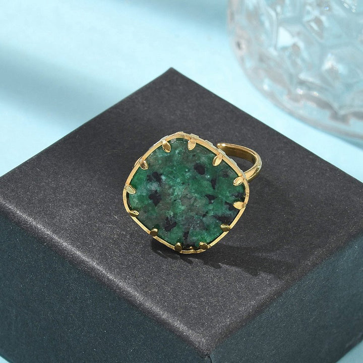 Anillo turquesa africana
