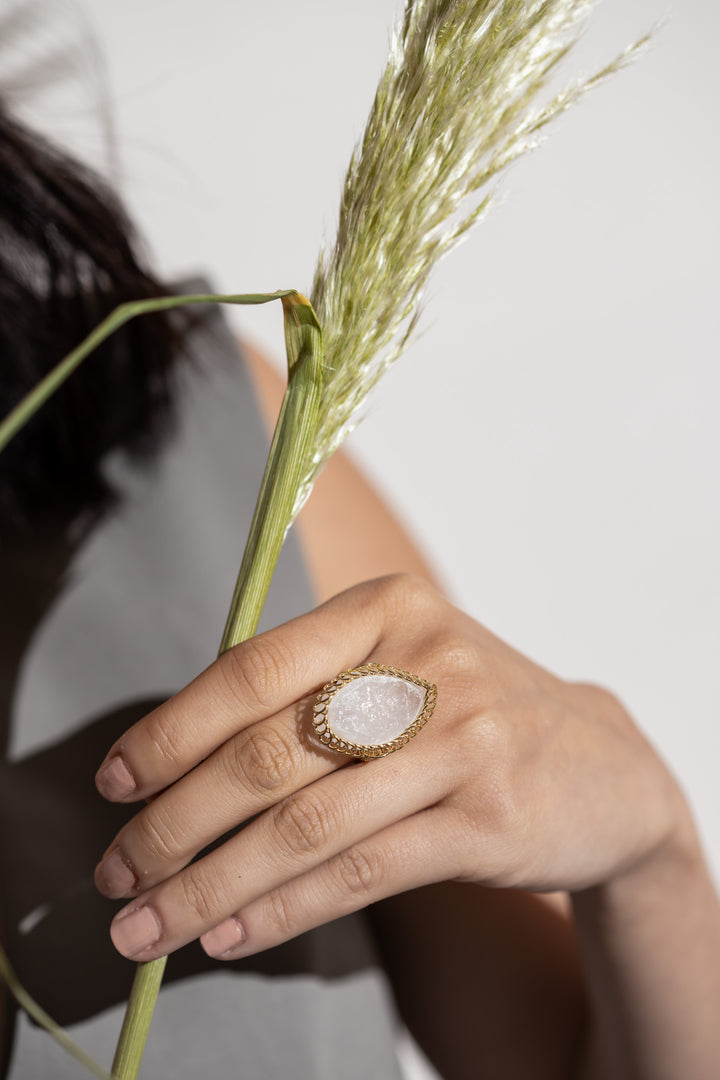 Anillo cuarzo blanco