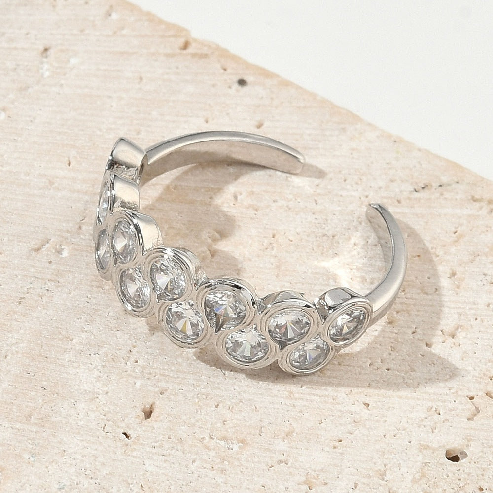Anillo plateado circones