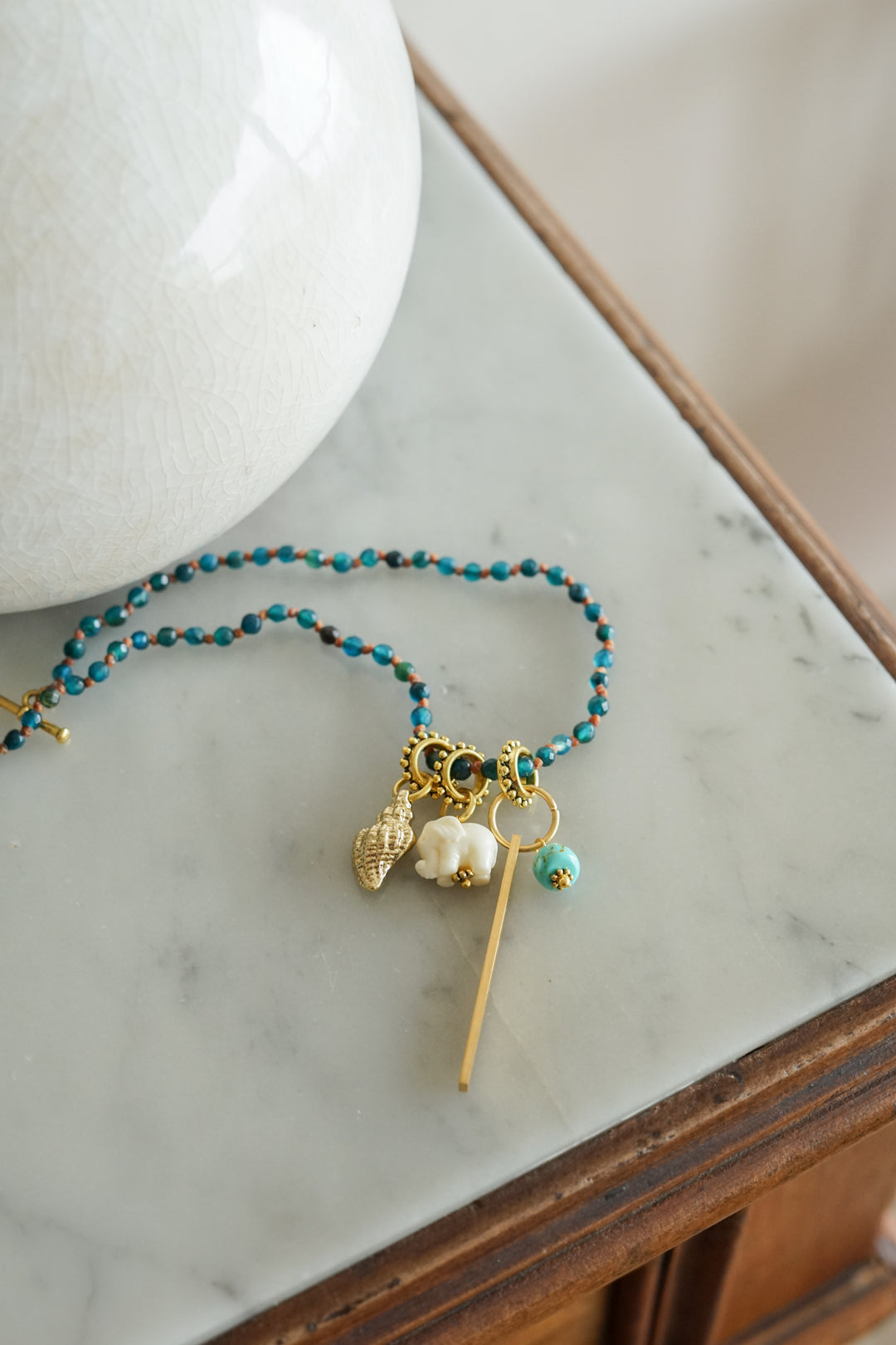 Collar Clara Agatha Celeste